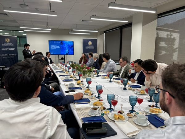 Estudio revela que el 70% de las empresas en Chile ya usan IA en sus operaciones