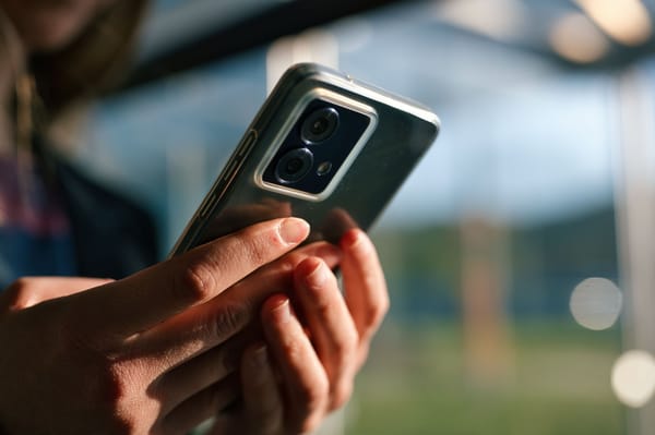 Entel anuncia medidas y habilita SMS satelital ante la emergencia por lluvias en la zona norte