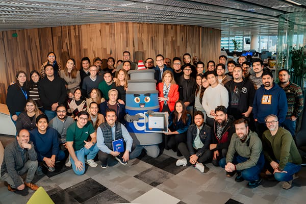Entel logra primer lugar en satisfacción de telefonía móvil