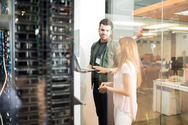 Schneider Electric potencia la infraestructura para la IA con soluciones de refrigeración líquida y energía de alta eficiencia