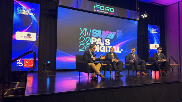 Summit País Digital 2026: Expertos plantean cómputo, alianzas y gobernanza para gestionar la dependencia tecnológica de Chile