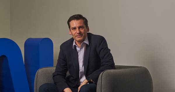 La doble cara de la IA: Cuando la misma tecnología protege y ataca, por Ernesto Tachoires, Director Corporativo de Ciberseguridad SONDA